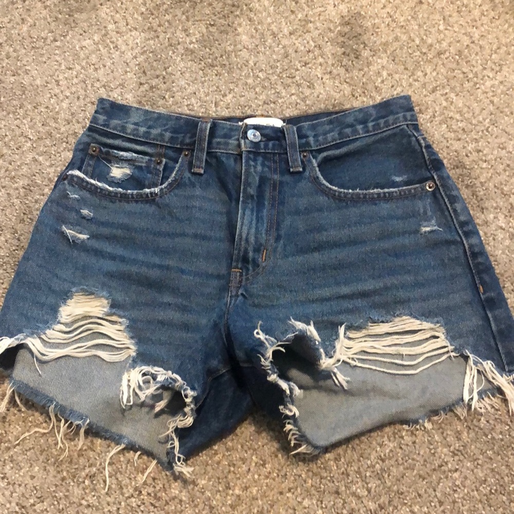 Abercrombie & Fitch curve love shorts